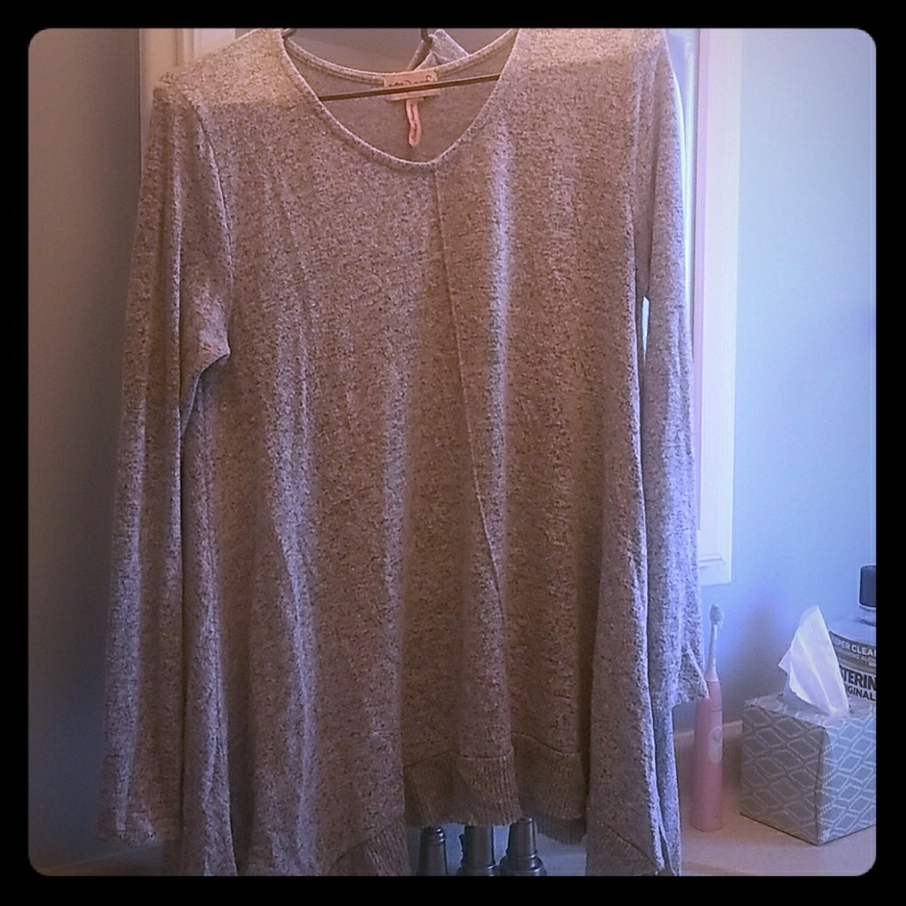 Poof Long Sleeve Flounce Top